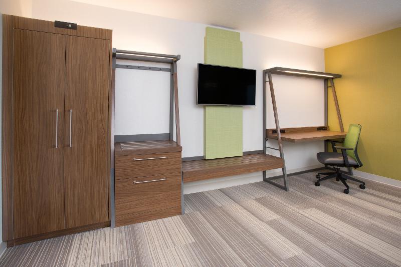 Holiday Inn Express & Suites Wilmington West - Medical Park By Ihg Εξωτερικό φωτογραφία