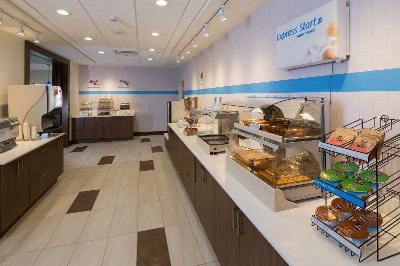 Holiday Inn Express & Suites Wilmington West - Medical Park By Ihg Εξωτερικό φωτογραφία